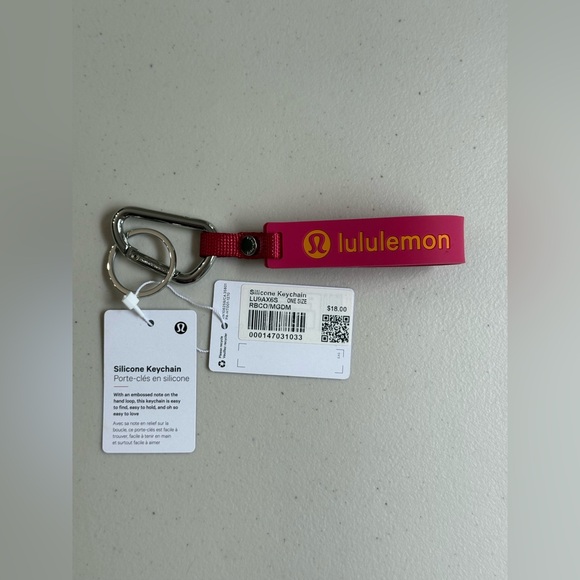 Lululemon Silicone Keychain RBCO/MGDM Raspberry coulis/Mango Dream - Picture 1 of 4